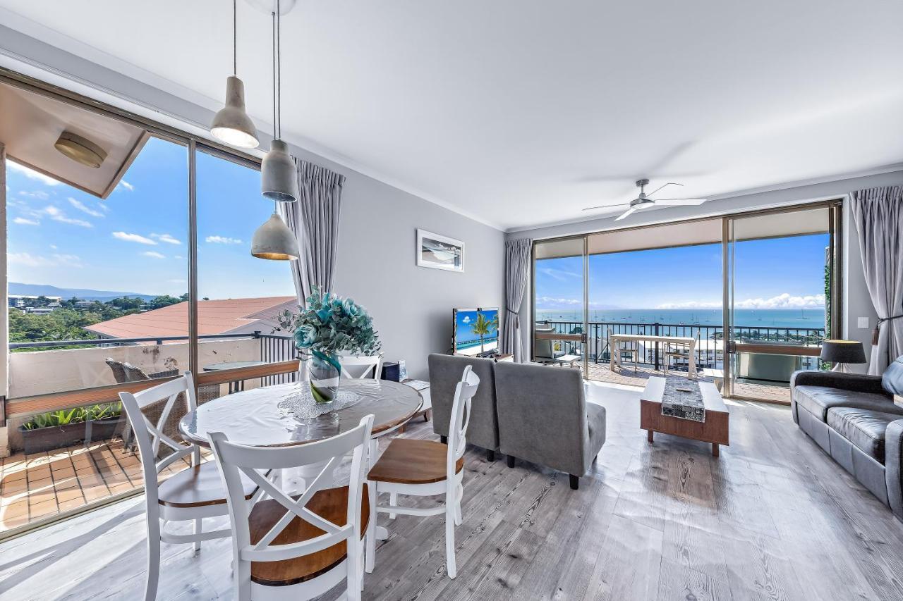 Ocean Views 16 Pool & Spa Wi-Fi Airlie Beach Exterior photo