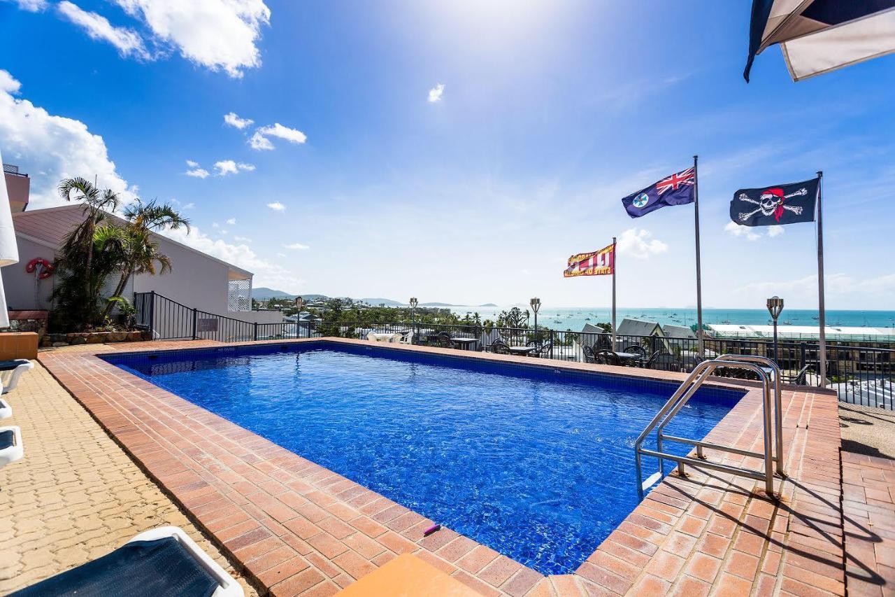 Ocean Views 16 Pool & Spa Wi-Fi Airlie Beach Exterior photo
