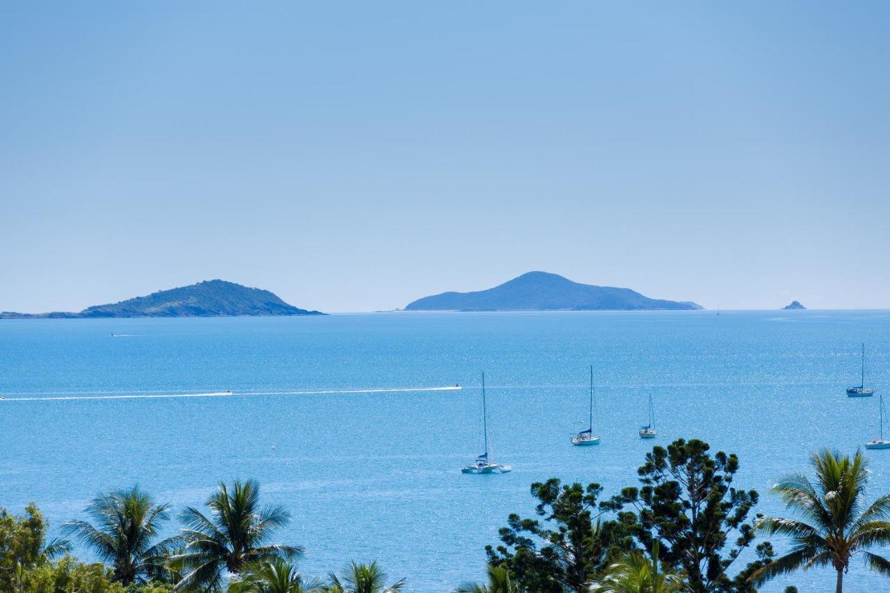Ocean Views 16 Pool & Spa Wi-Fi Airlie Beach Exterior photo